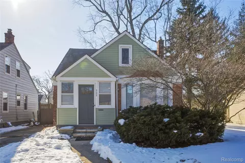 929 Larkmoor Blvd, Berkley, MI 48072