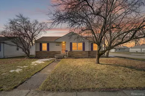 13620 Poplar St, Southgate, MI 48195