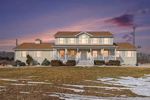 7150 W Mead Rd, Saint Johns, MI 48879