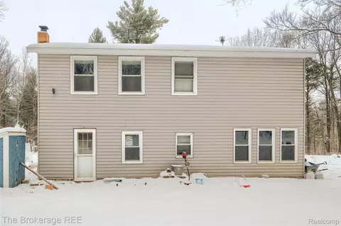 3838 W Burnside Rd, Marathon, MI 48464