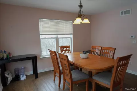 Dining - 35726 Brush St #3, Wayne, MI 48184 photo 1 of 1