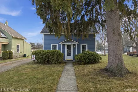 23644 E Main St, Armada, MI 48005