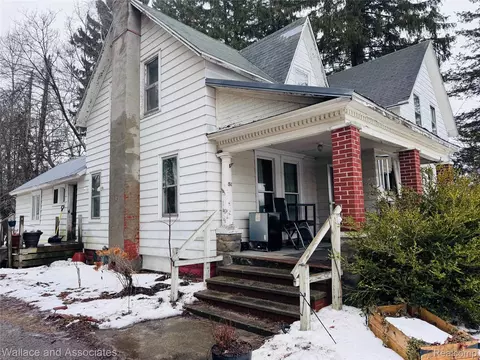 51 S Marsh St, Washington, MI 48419