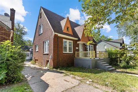4827 Gray St, Detroit, MI 48215