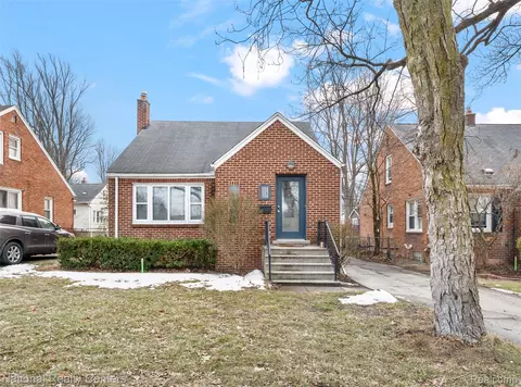 1109 Catalpa Dr, Royal Oak, MI 48067