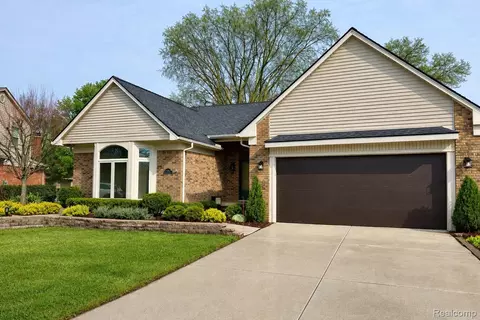 14852 Plymouth Xing, Plymouth, MI 48170