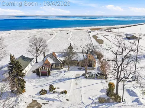 94 N Lake St, Port Sanilac, MI 48469