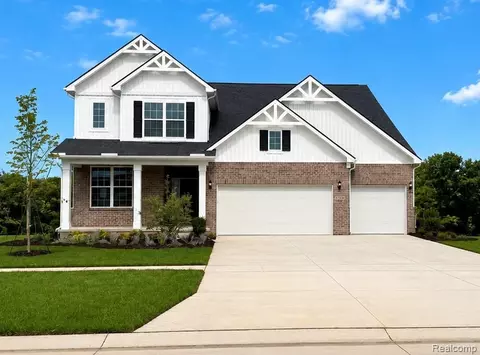 51397 Deerbrook Dr, Macomb, MI 48042