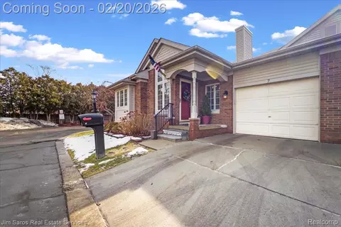 7 Canfield Cir, Dearborn Heights, MI 48127