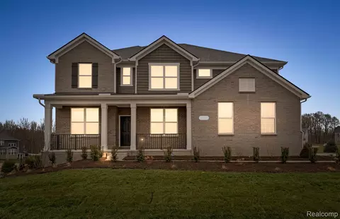 22273 Hilda Ln, Lyon, MI 48178