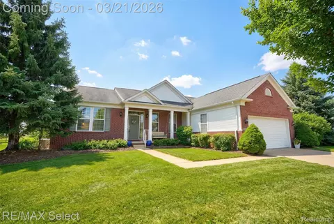 6270 Merion Ln, Grand Blanc, MI 48439