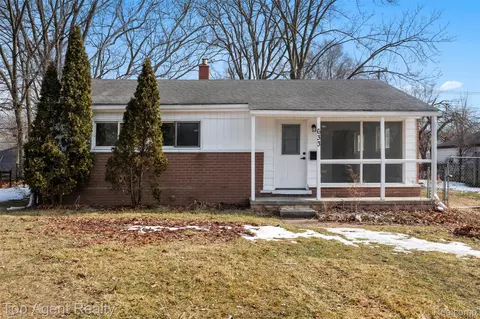 633 Fox Ave, Ypsilanti, MI 48198