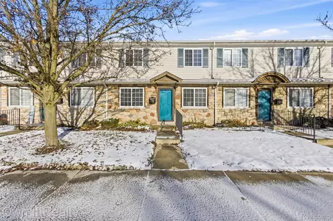 16253 Terrace Village Dr, Taylor, MI 48180