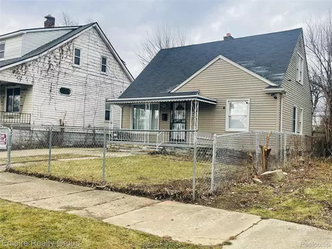 6111 Faust Ave, Detroit, MI 48228