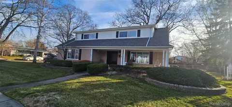 31275 Saratoga Ave, Warren, MI 48093