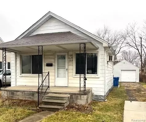 7535 Toepfer Rd, Warren, MI 48091