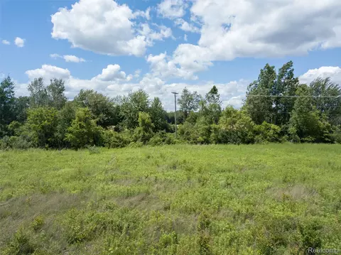 10467 Willis Rd, Augusta, MI 48191 photo 9