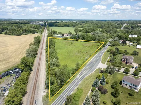 10467 Willis Rd, Augusta, MI 48191 photo 10