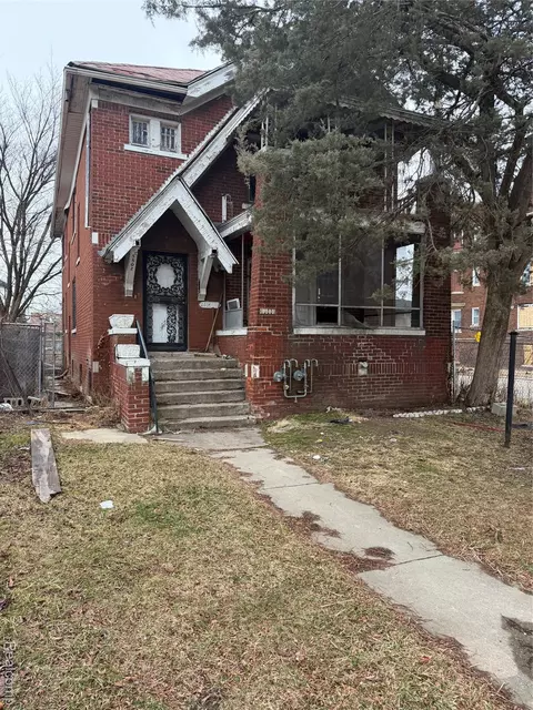 5502 S Clarendon St, Detroit, MI 48204