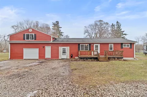 3053 Eastgate St, Burton, MI 48519