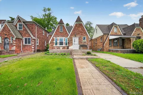 17317 Washburn St, Detroit, MI 48221