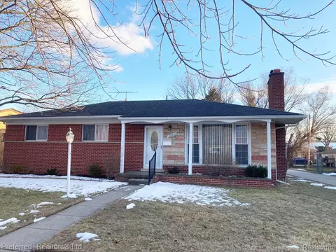 30931 Dorais St, Livonia, MI 48154