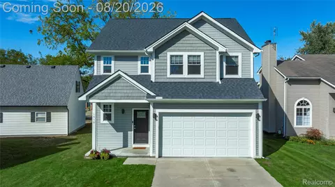 1410 Beachland Blvd, Waterford, MI 48328