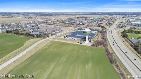 150 Waterstradt Commerce Dr, Dundee, MI 48131