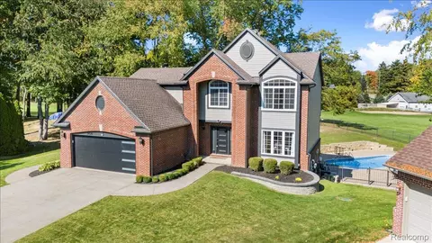 2420 Baltimore Ct, Commerce, MI 48382