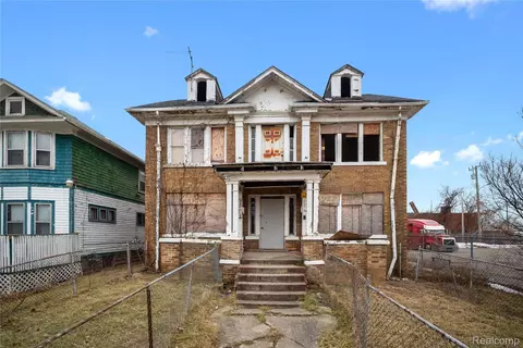 247 Midland St, Highland Park, MI 48203