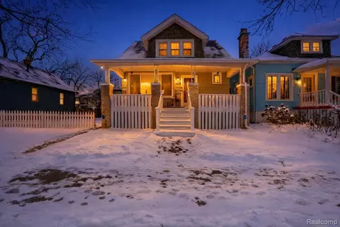 1239 Maryland St, Grosse Pointe Park, MI 48230
