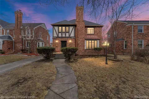 16814 Edinborough Rd, Detroit, MI 48219