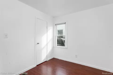 Bedroom - 3144 Bart Ave, Warren, MI 48091 photo 2 of 4