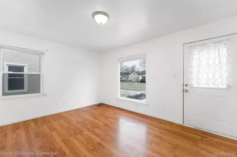 Living - 3144 Bart Ave, Warren, MI 48091 photo 1 of 2