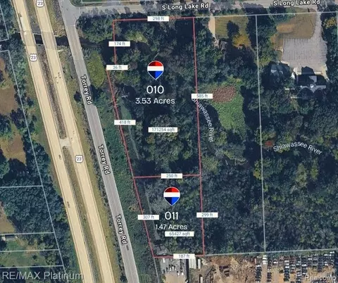010 S Long Lake Torrey Road Rd, Fenton, MI 48430