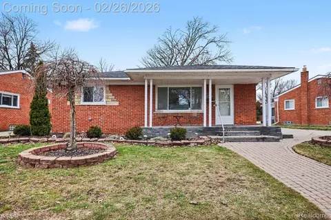 29701 Mark Ave, Madison Heights, MI 48071