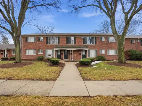 11420 Canal Rd #203, Sterling Heights, MI 48314