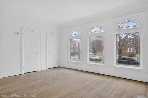 3351 W Grand St, Detroit, MI 48238