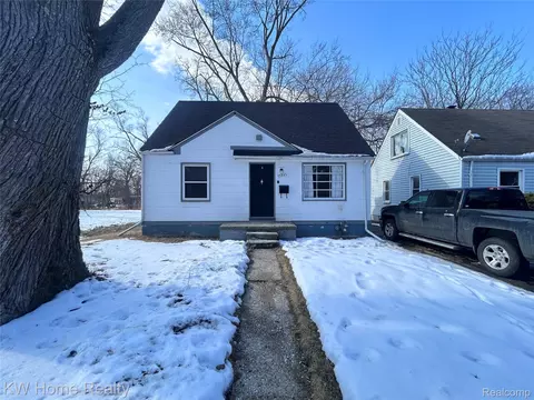 15885 Beaverland St, Detroit, MI 48223
