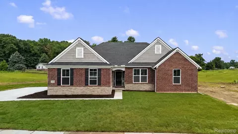 13743 Stone Falcon Dr, Shelby Township, MI 48315