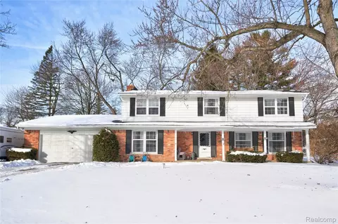 5189 Otsego St, Burton, MI 48509