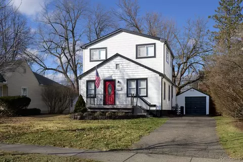 1507 E 5th St, Royal Oak, MI 48067