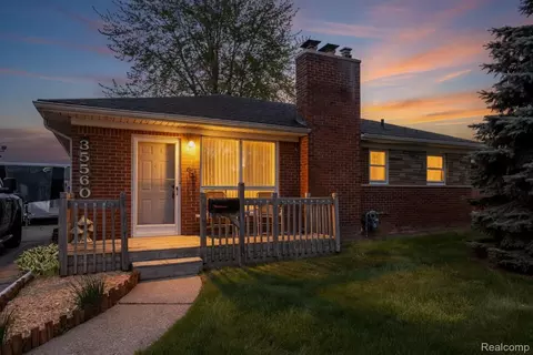 35560 Weideman St, Clinton Township, MI 48035
