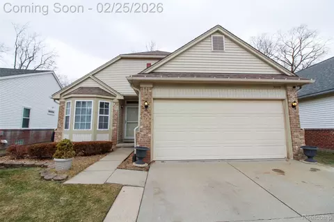 30170 Vassar St, Livonia, MI 48152