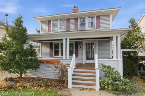 923 N Center St, Royal Oak, MI 48067