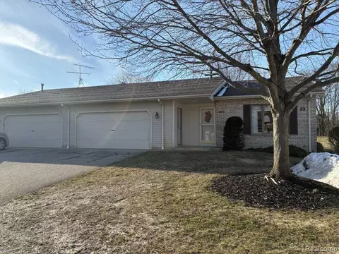 2813 Bridgeside Dr SE #132, Gaines, MI 49316