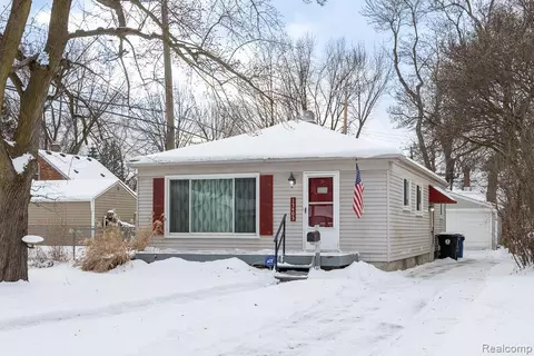 15403 Delaware Ave, Redford, MI 48239