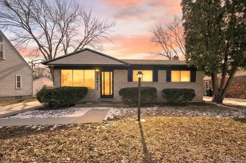 14611 Kingston St, Oak Park, MI 48237