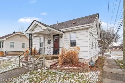 23000 Columbia St, Dearborn, MI 48124