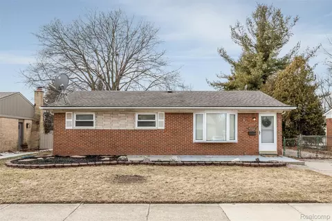 11131 Terry St, Plymouth, MI 48170